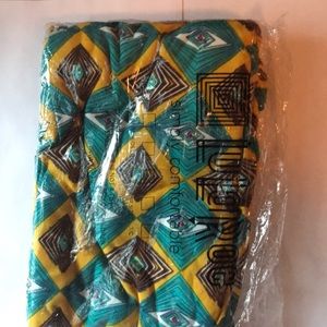 LuLaRoe Leggings size TC